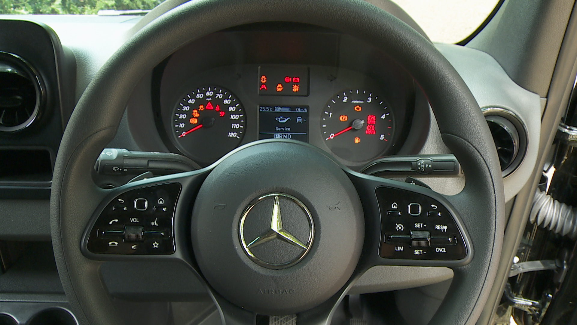 MERCEDES-BENZ SPRINTER 319CDI L2 DIESEL RWD Electric Lease